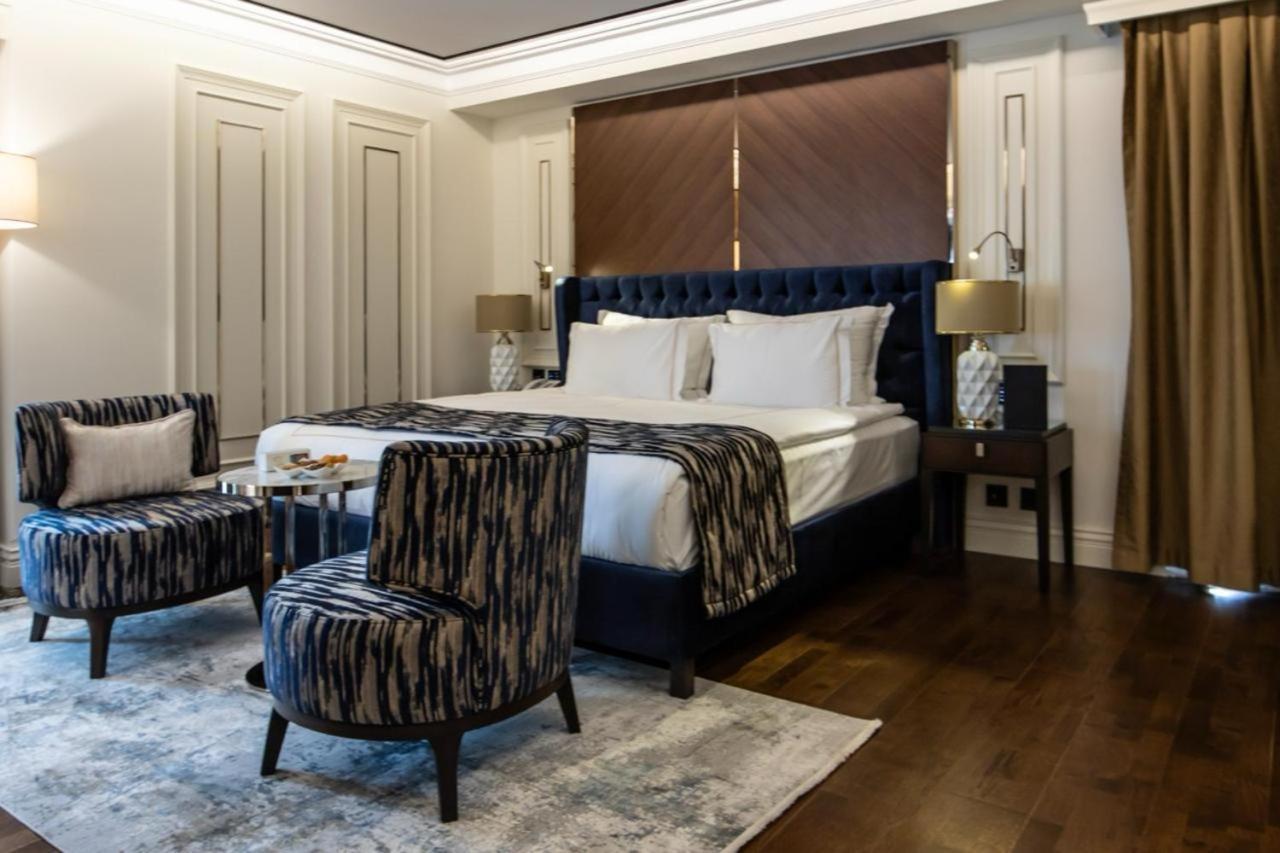 Xheko Imperial Luxury Hotel & Spa Tirana Exterior photo A bedroom at the hotel