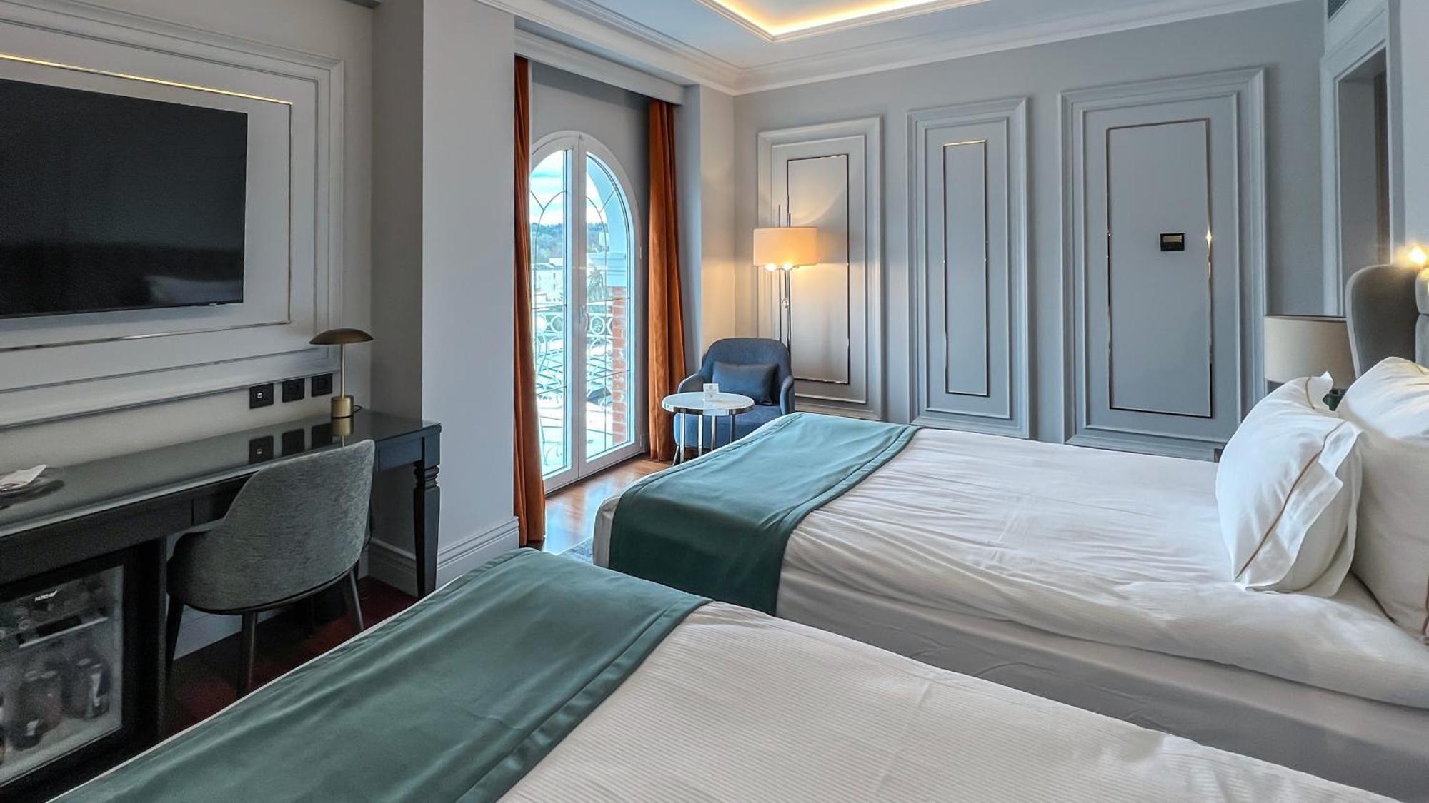 Xheko Imperial Luxury Hotel & Spa Tirana Exterior photo Deluxe Room