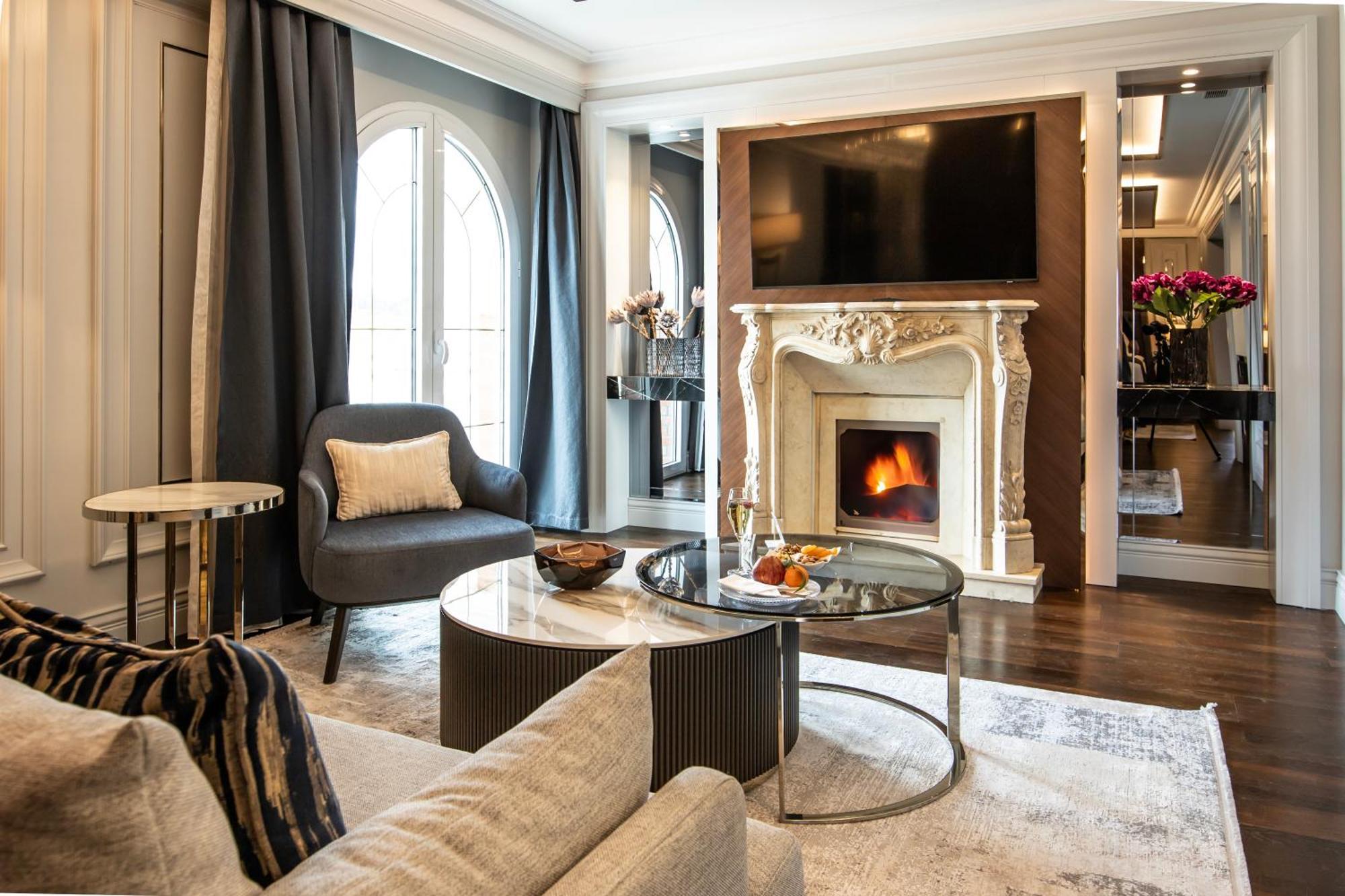 Xheko Imperial Luxury Hotel & Spa Tirana Exterior photo The living room of a suite at the Mandarin Oriental, Paris