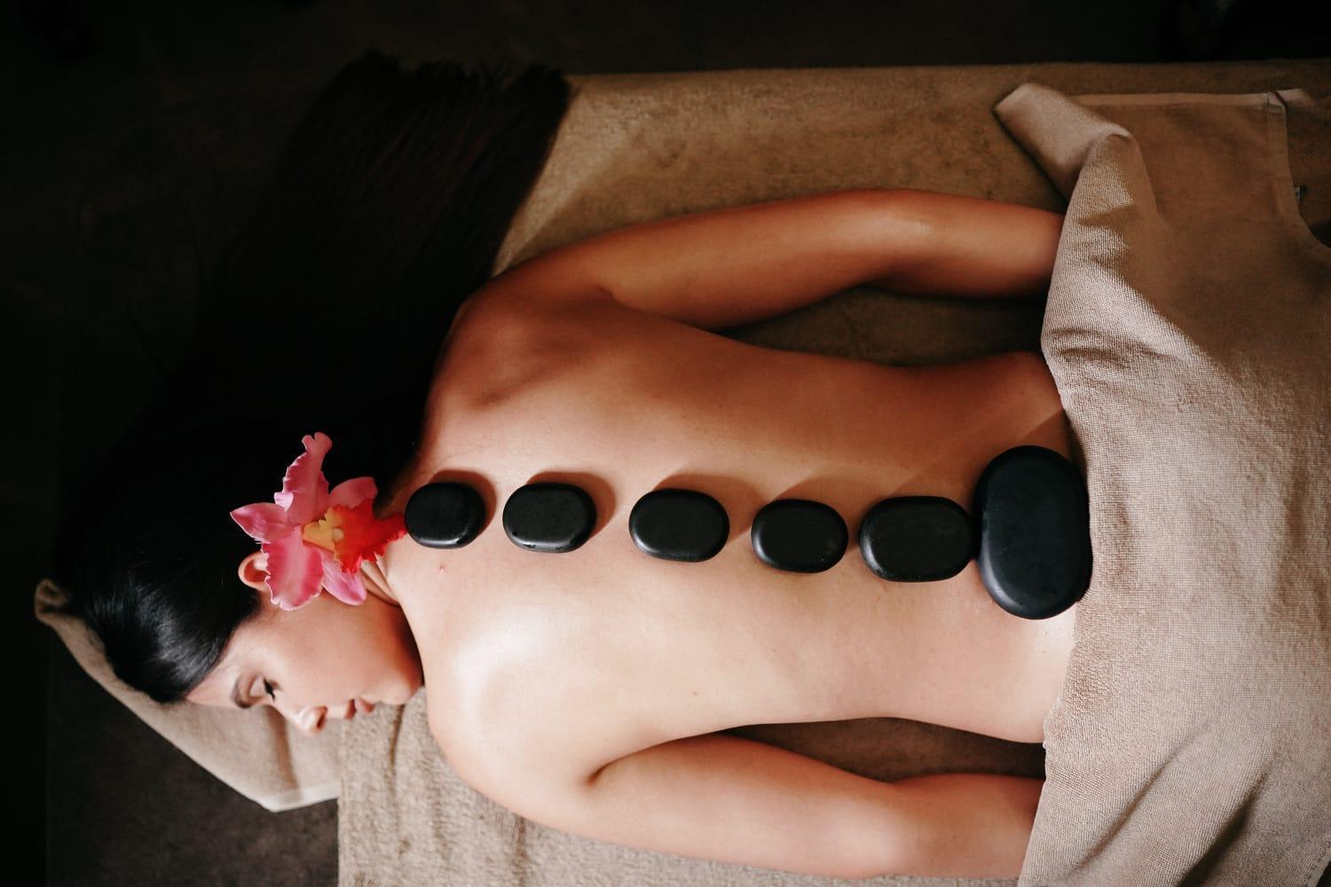 Xheko Imperial Luxury Hotel & Spa Tirana Exterior photo Hot stone massage