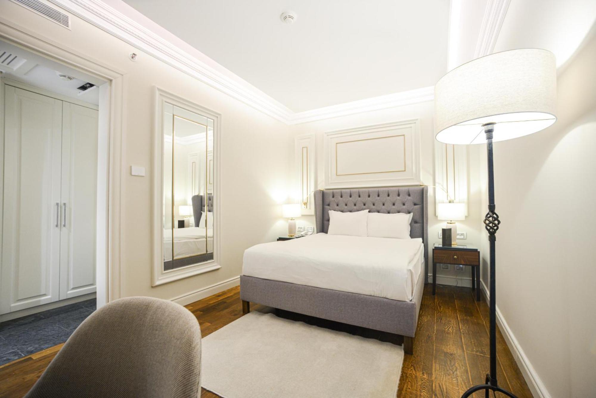 Xheko Imperial Luxury Hotel & Spa Tirana Exterior photo