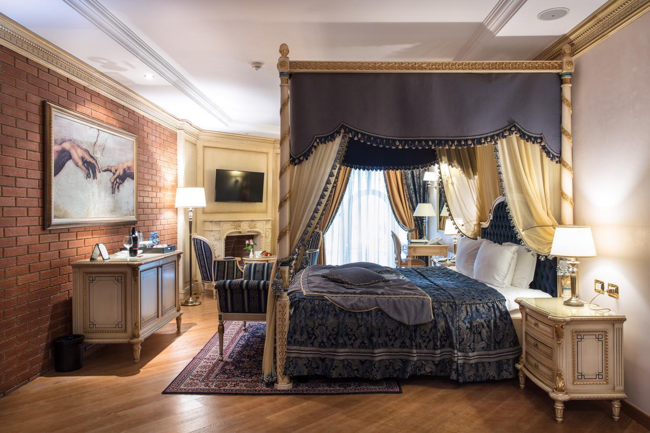 Xheko Imperial Luxury Hotel & Spa Tirana Exterior photo Suite